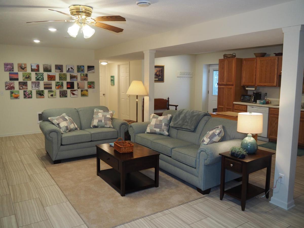 New! The Blessing - A Cute And Cozy Apartment! Benzonia Exterior photo